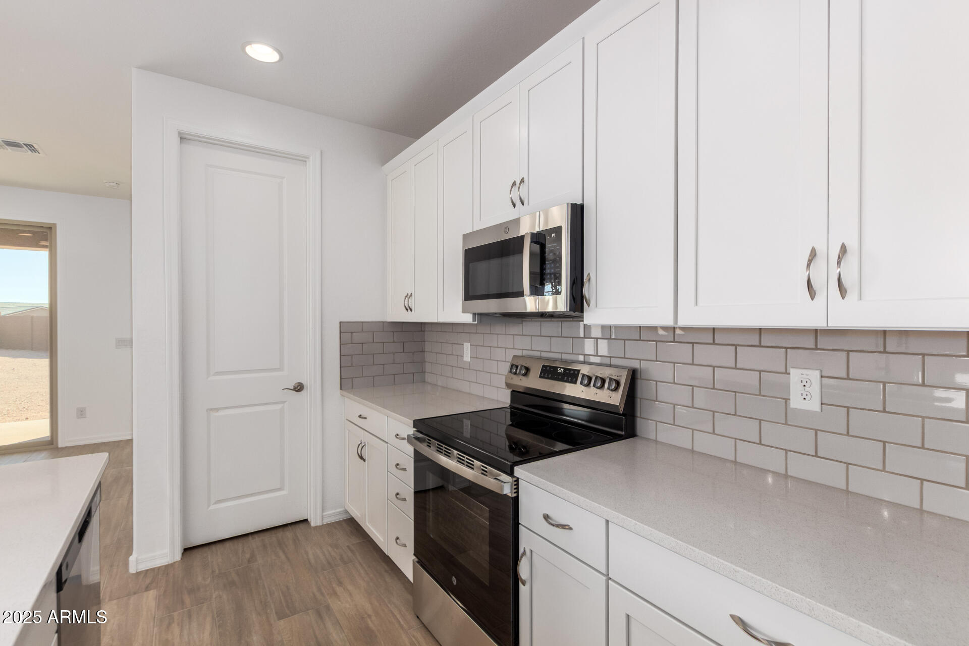 18503 East Dario Road Gold Canyon, AZ 85118 - Photo 3 of 33 14 - Dario