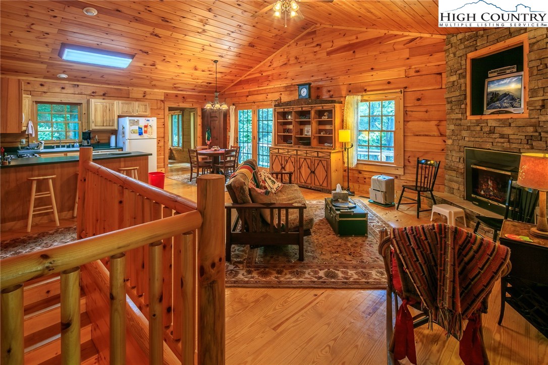730 Silverleaf Road Zionville, NC 28698 - Photo 2 of 36 Gallery Image 2