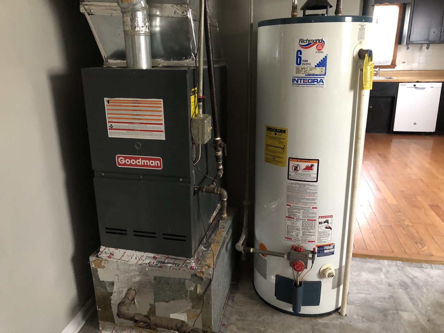 3851 153rd Place Midlothian, IL 60445 - Photo 10 of 13 a view of water heater room