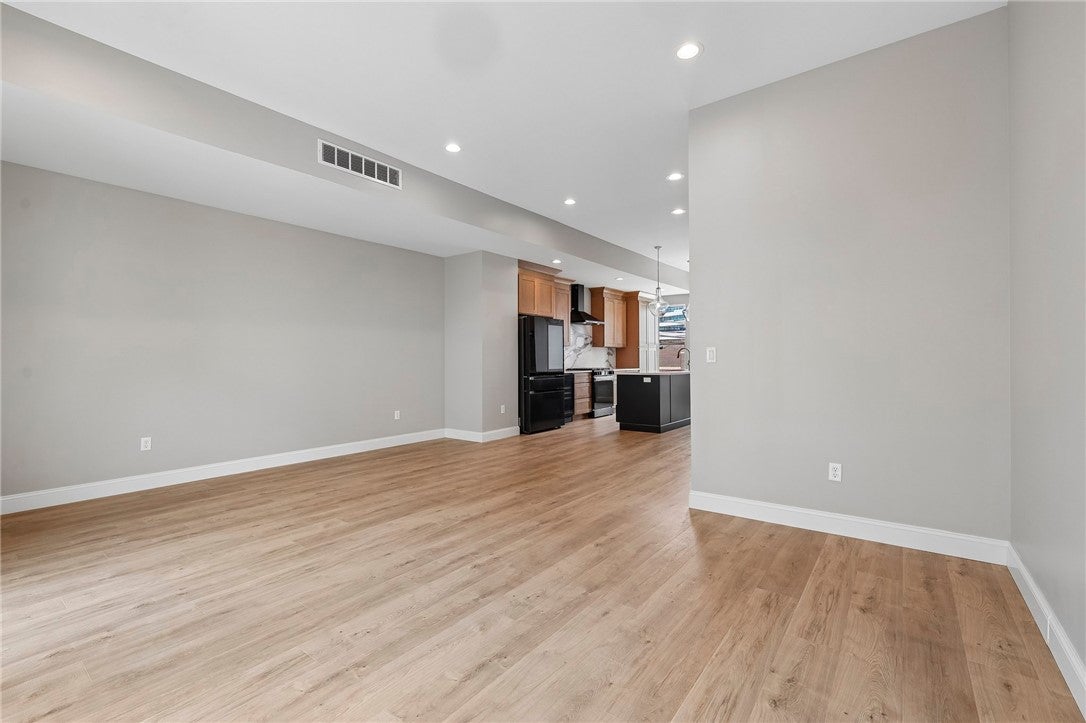 3908 Edwards Road, Unit B Cincinnati, OH 45209 - Photo 19 of 49 Gallery Image 19