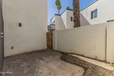 $200,000 | 6236 North 16th Street, Unit 5, Phoenix, AZ 85016