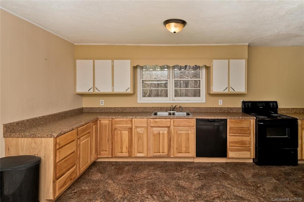 1331 Bee Tree Road Swannanoa, NC 28778 - Photo 10 of 23 Gallery Image 10