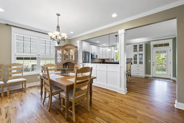 $650,000 | 827 Willcrest Drive, Chattanooga, TN 37405