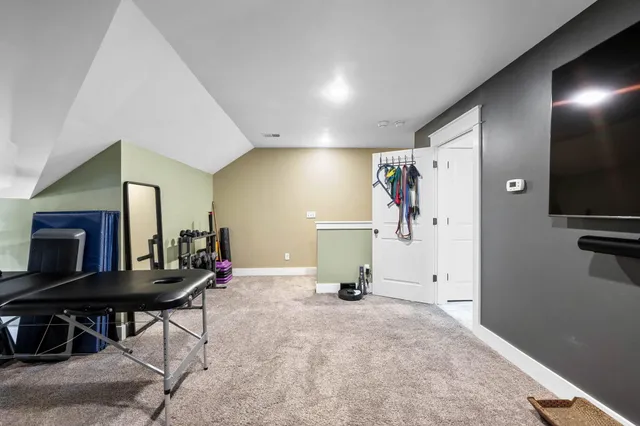 $650,000 | 827 Willcrest Drive, Chattanooga, TN 37405