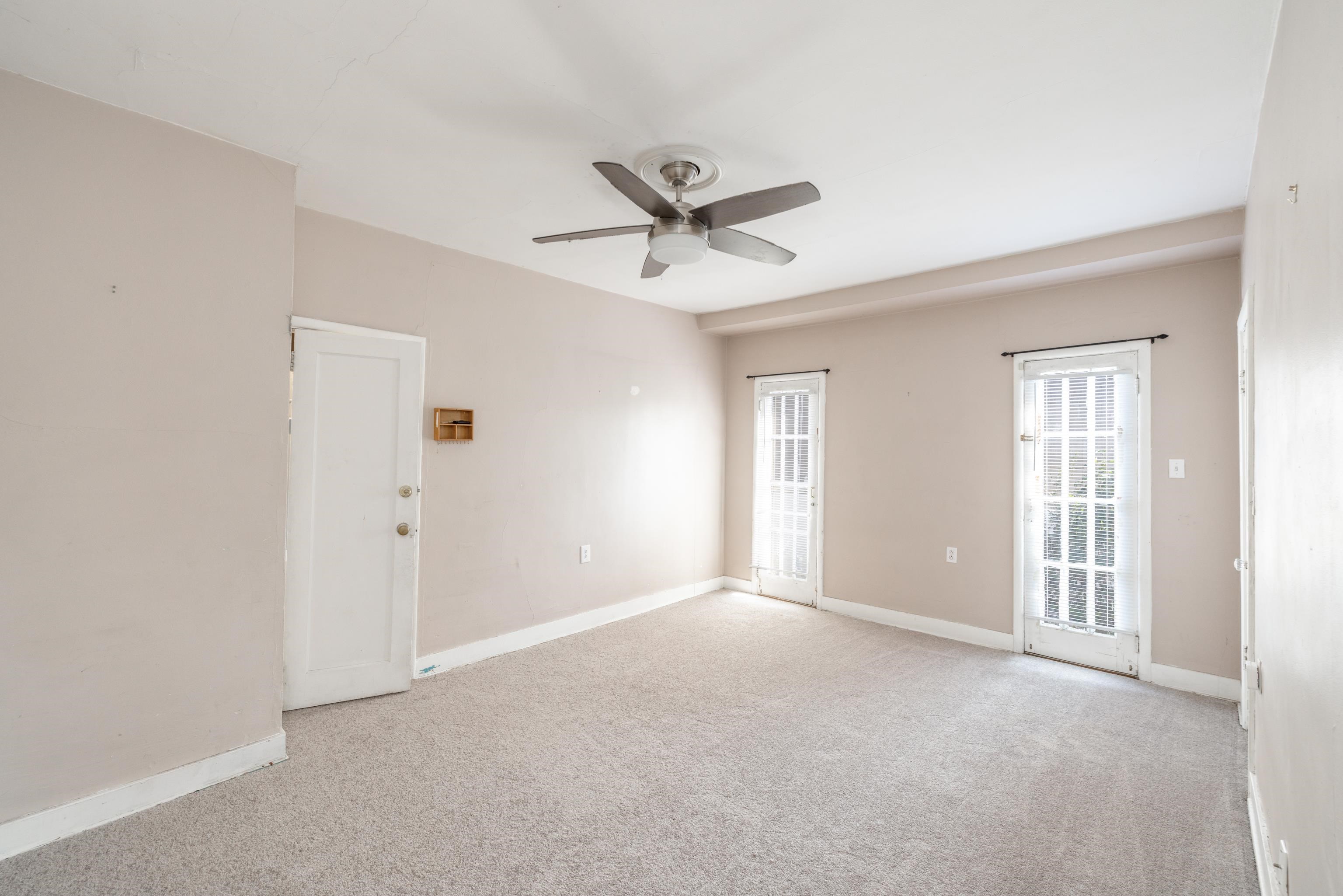 824 East Gordon Avenue Spokane, WA 99207 - Photo 12 of 28