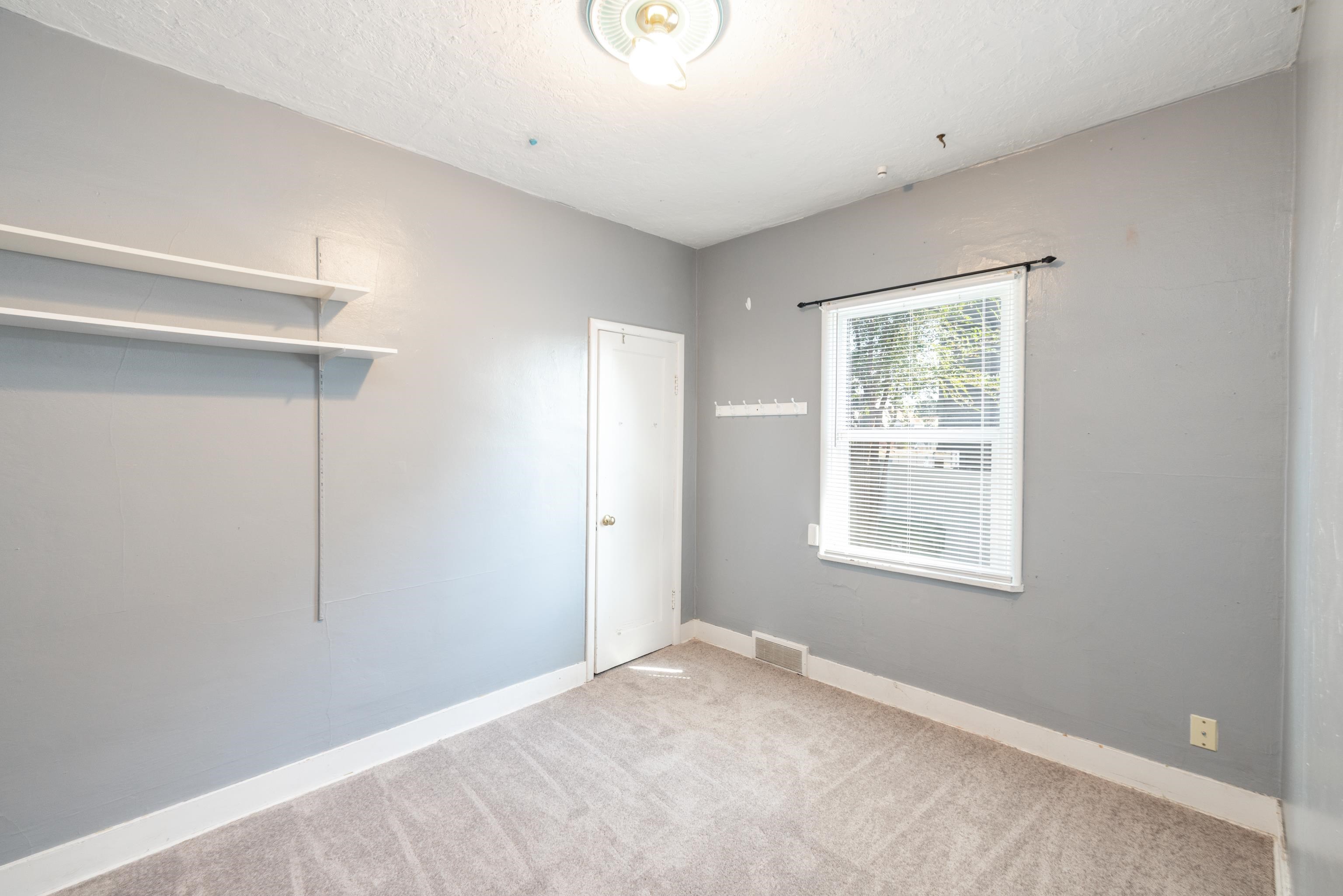 824 East Gordon Avenue Spokane, WA 99207 - Photo 14 of 28