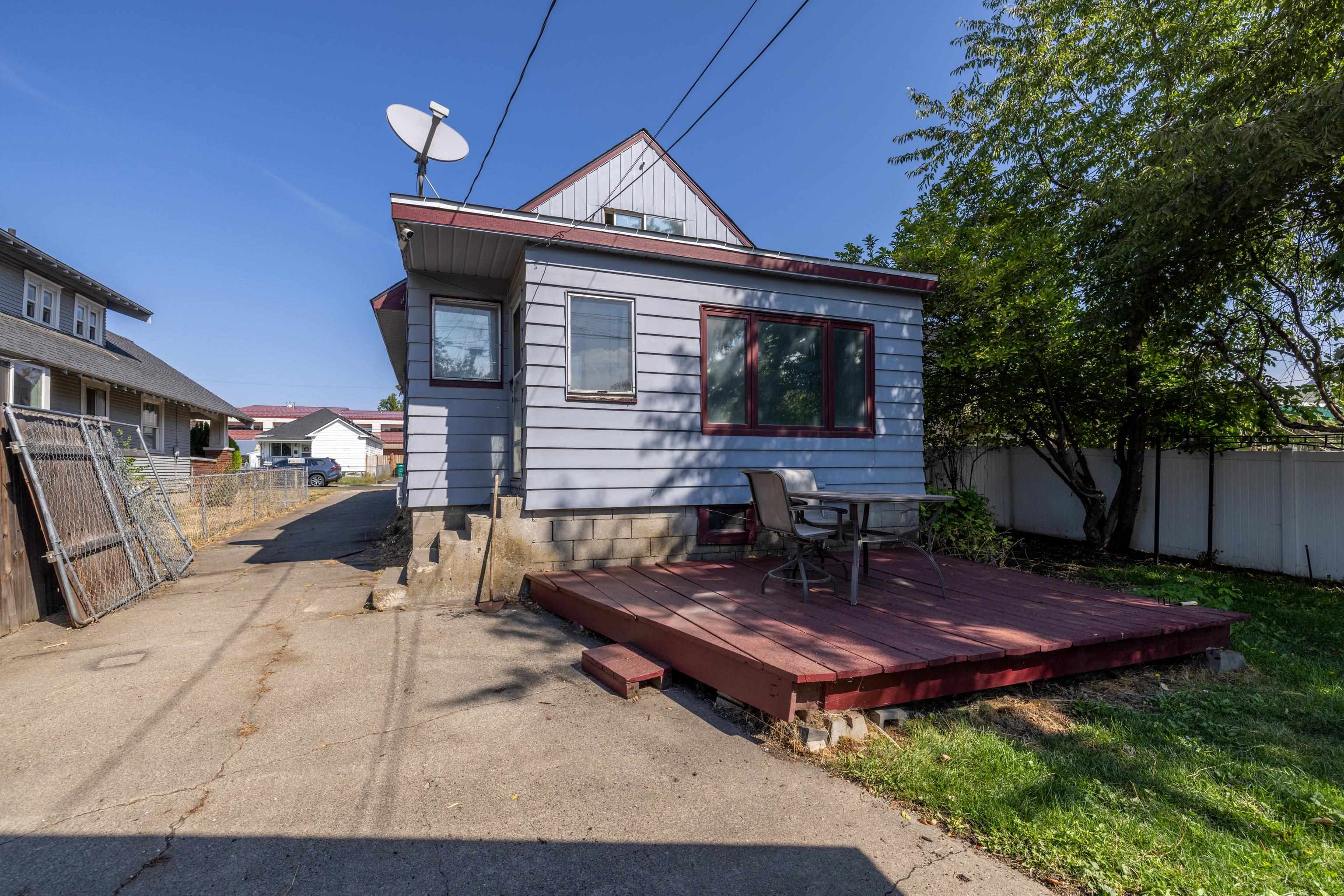 824 East Gordon Avenue Spokane, WA 99207 - Photo 27 of 28