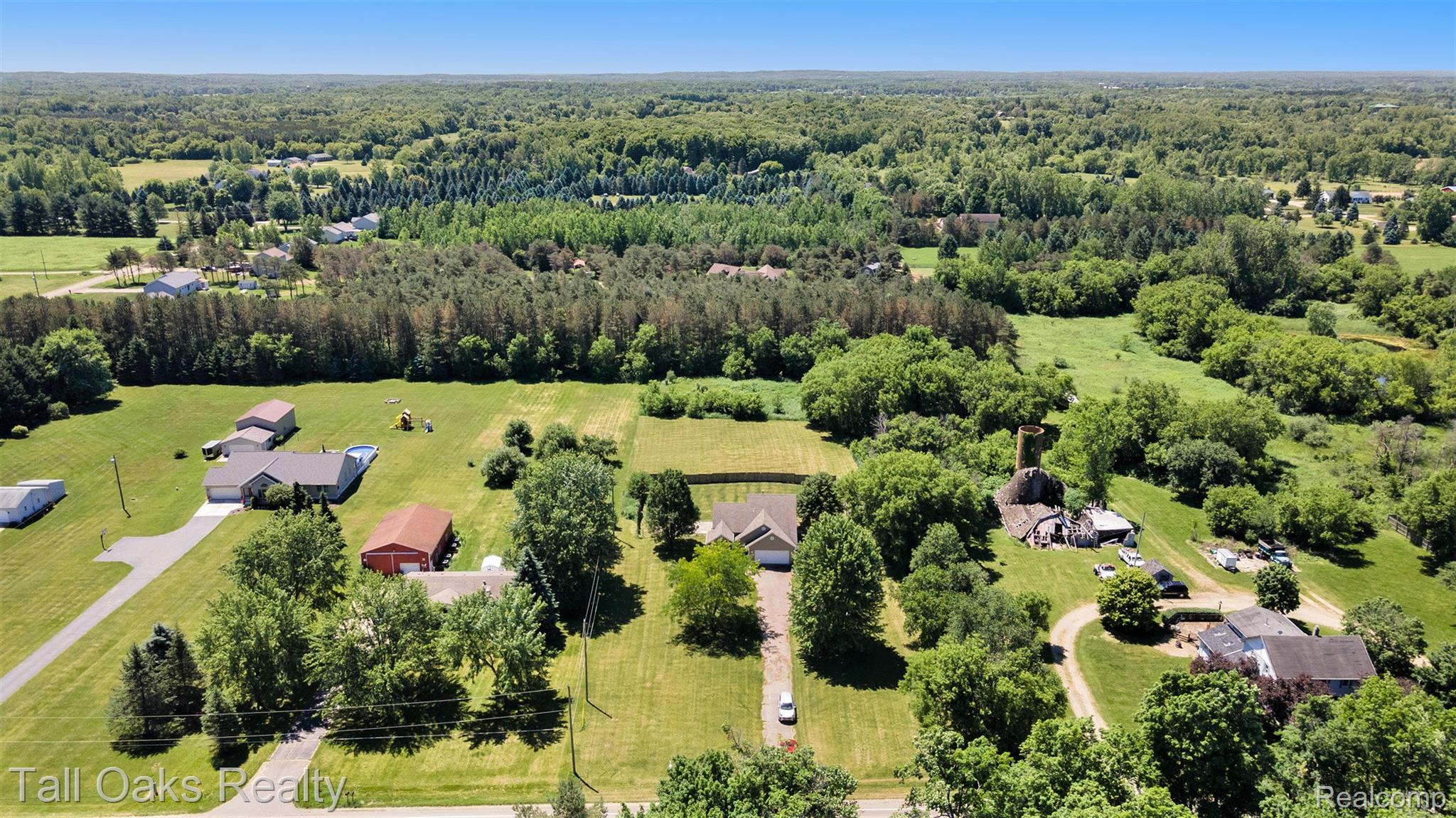 2150 Bowers Road Lapeer, MI 48446 - Photo 3 of 21 Gallery Image 3