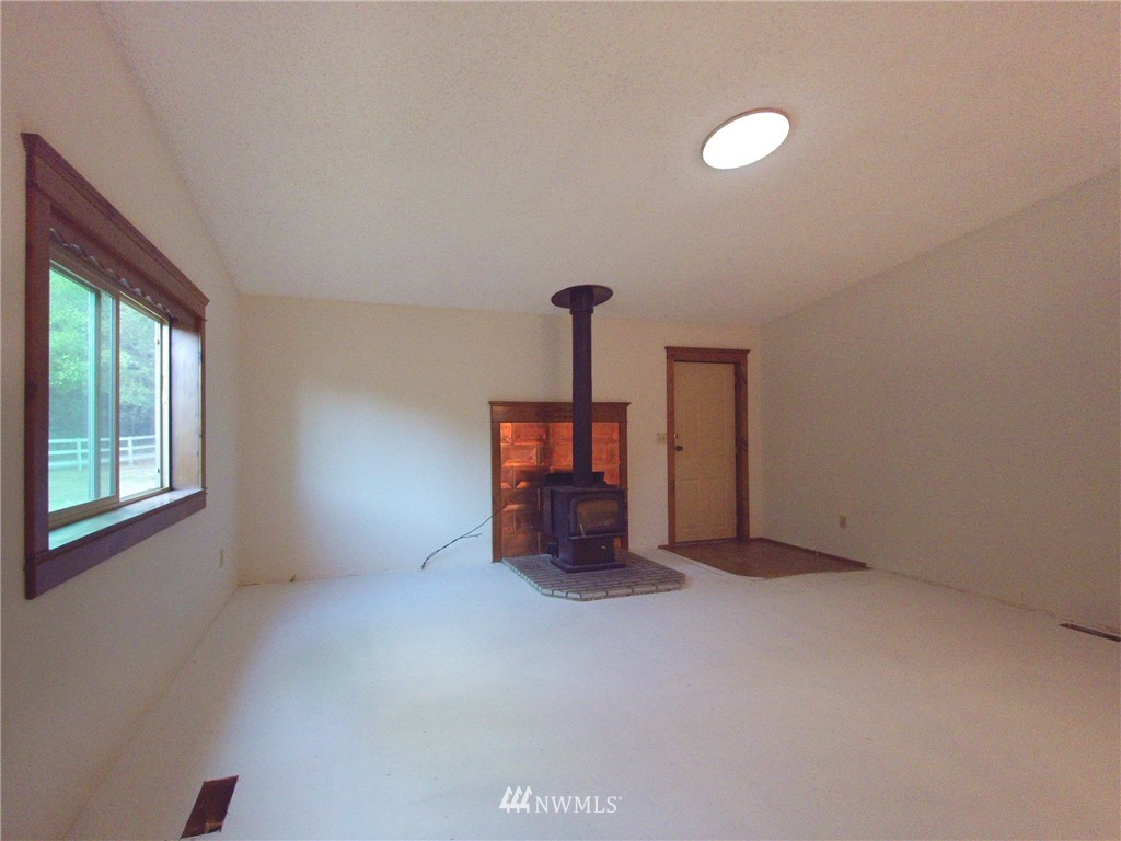 201 McDonnell Creek Road Sequim, WA 98382 - Photo 9 of 25 Gallery Image 9