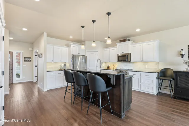 $999,999 | 15465 North Pristine Circle, Rathdrum, ID 83858