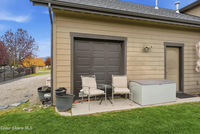 $999,999 | 15465 North Pristine Circle, Rathdrum, ID 83858