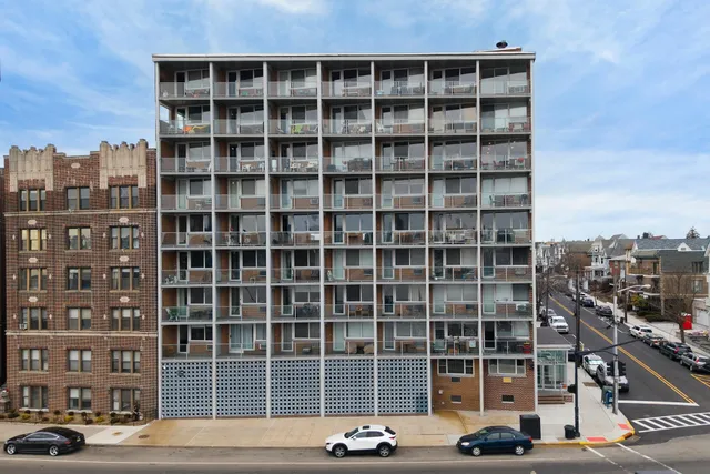 $3,000 | 899 Boulevard East, Unit 6O, Weehawken, NJ 07086