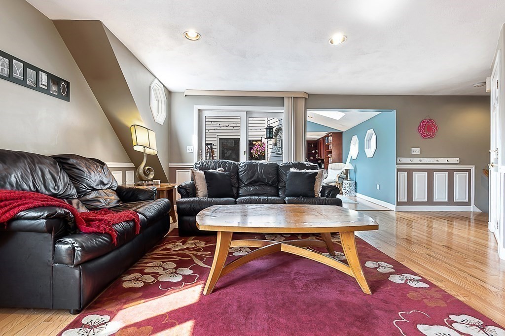 184 Maple Street, Unit 1 Danvers, MA 01923 - Photo 17 of 36 Gallery Image 17