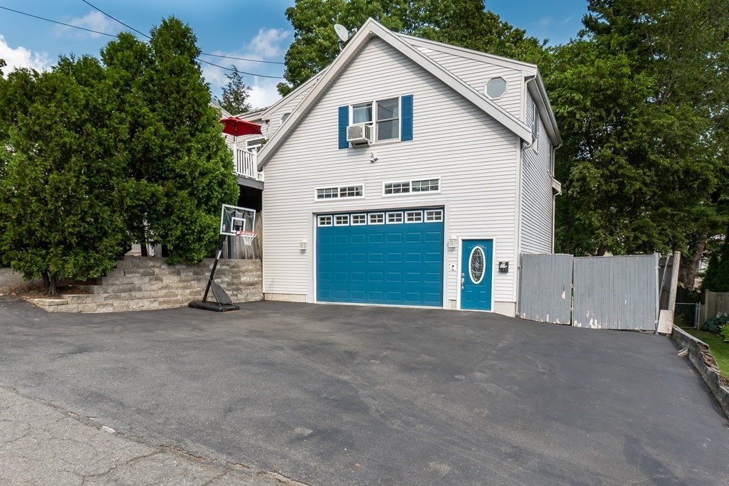 184 Maple Street, Unit 1 Danvers, MA 01923 - Photo 2 of 36 Gallery Image 2