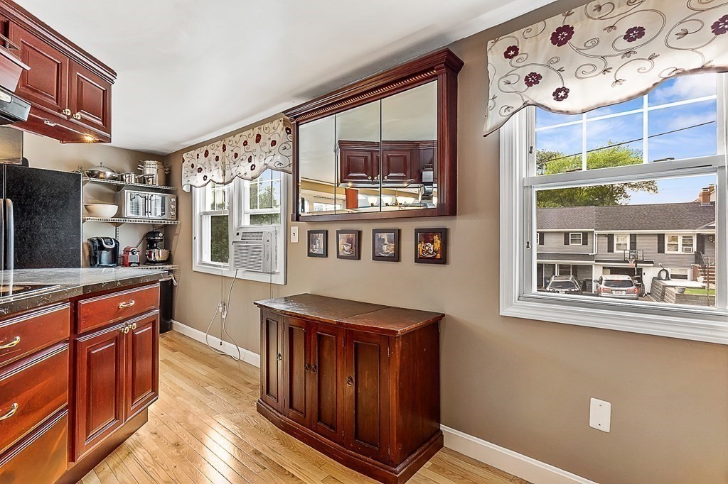 184 Maple Street, Unit 1 Danvers, MA 01923 - Photo 8 of 36 Gallery Image 8