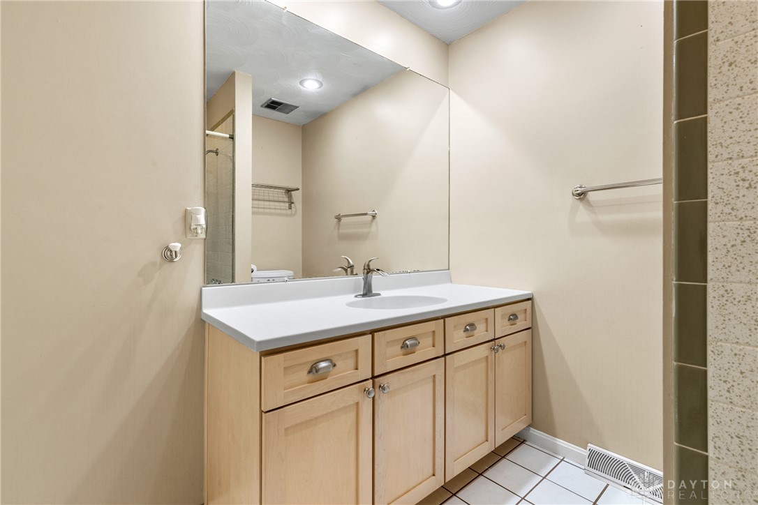 3602 Lucas Road Blanchester, OH 45107 - Photo 17 of 54