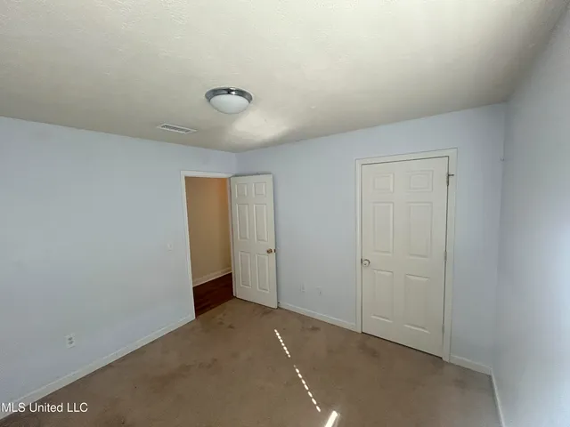 $2,000 | 575 Oak Ridge Way, Pearl, MS 39208