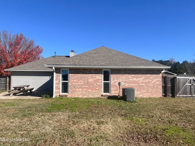 $2,000 | 575 Oak Ridge Way, Pearl, MS 39208