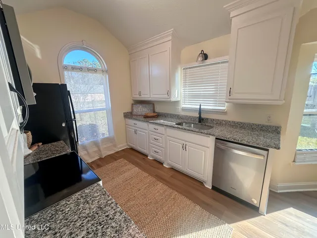 $2,000 | 575 Oak Ridge Way, Pearl, MS 39208