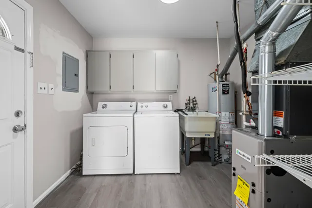 $169,900 | 34084 Currier Street, Wayne, MI 48184