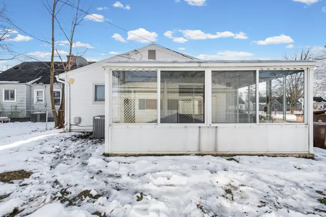 $169,900 | 34084 Currier Street, Wayne, MI 48184