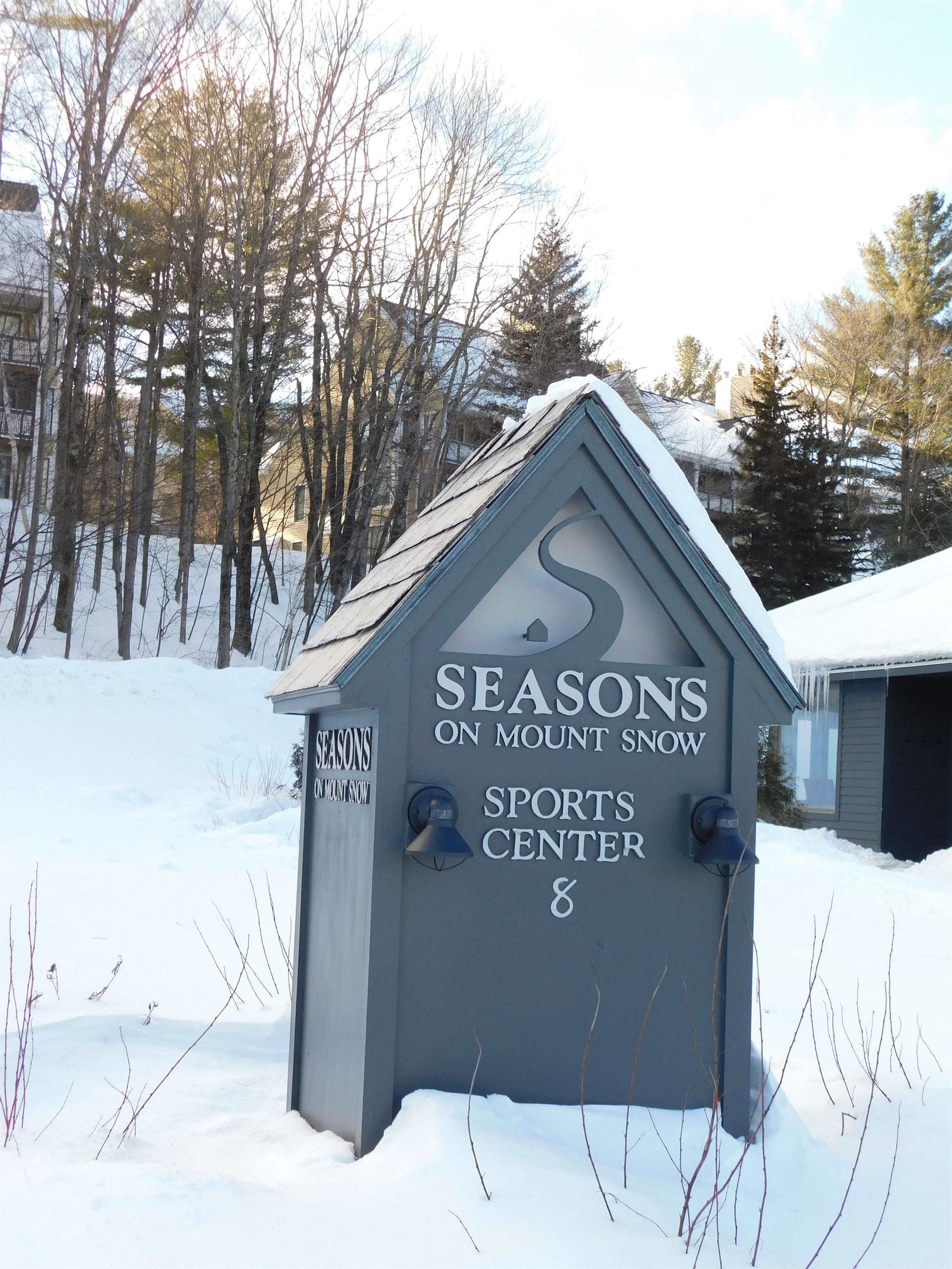 4 E Northbrook Village Road, Unit B21 West Dover, VT 05356 - Photo 18 of 24 Gallery Image 18