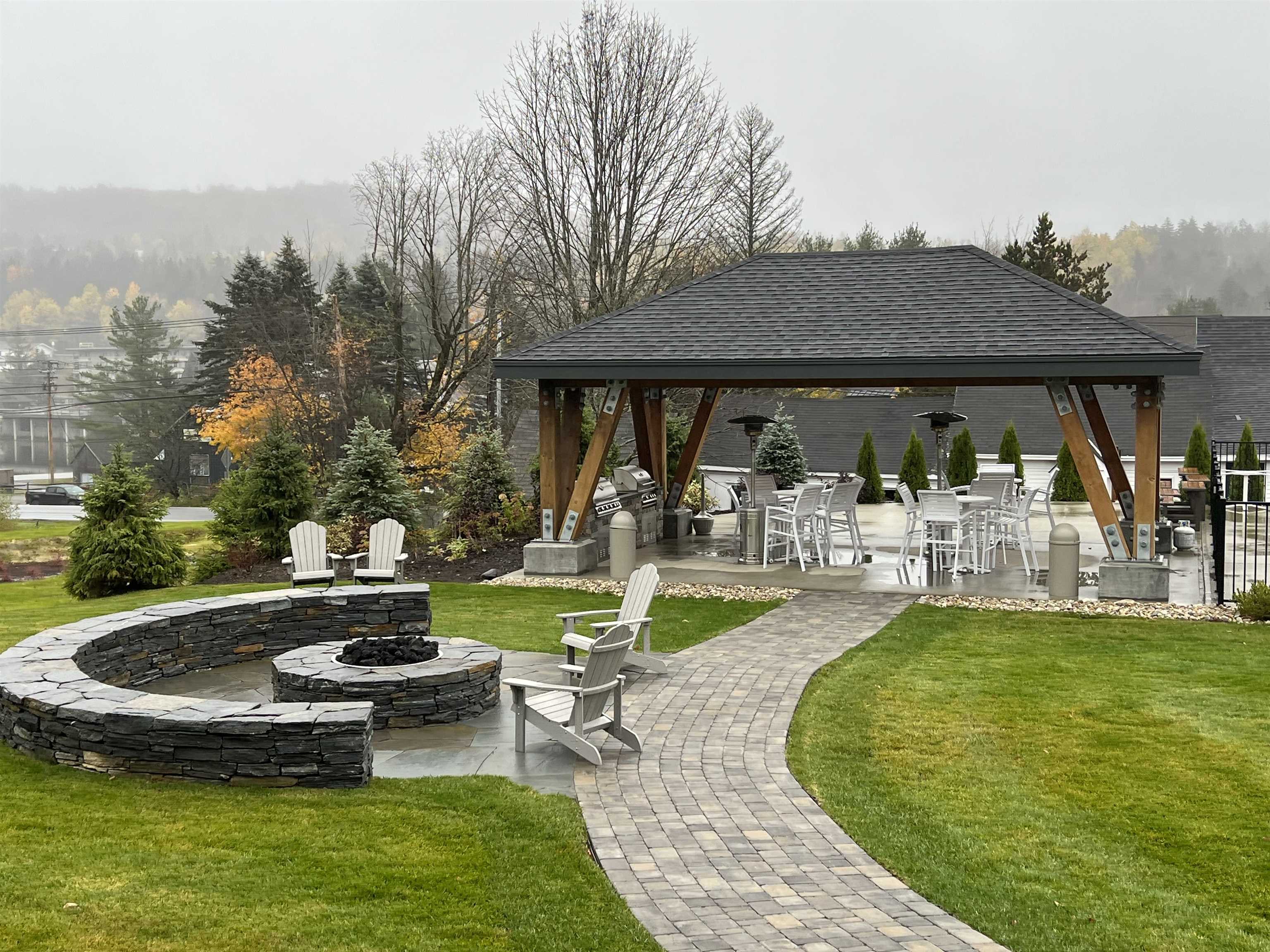 4 E Northbrook Village Road, Unit B21 West Dover, VT 05356 - Photo 19 of 24 Gallery Image 19
