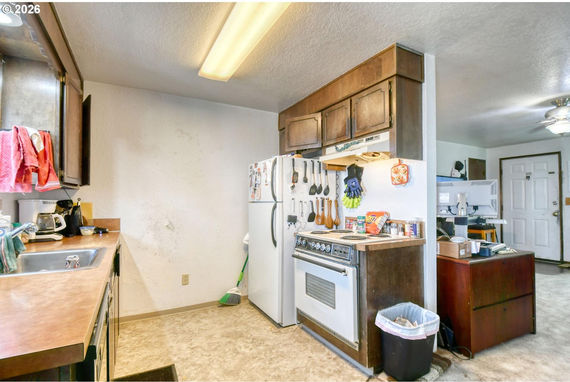810 Southwest 10th Street Pendleton, OR 97801 - Photo 5 of 31 Gallery Image 5