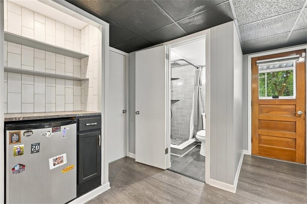 321 East Garden Road Pittsburgh, PA 15227 - Photo 23 of 29 Gallery Image 23