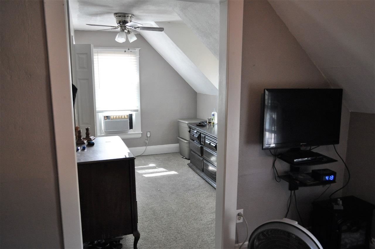 11094 Easton Road New Lothrop, MI 48460 - Photo 21 of 27 21481537-20.JPG
