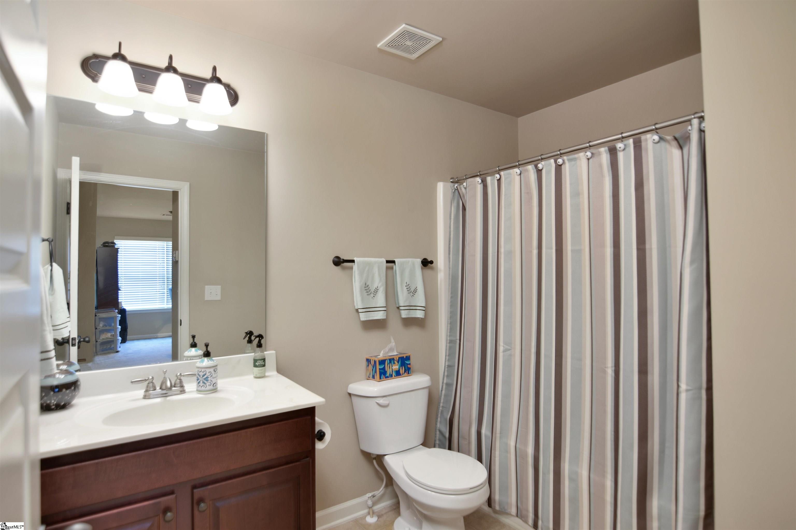 123 Kettle Oak Way Simpsonville, SC 29680 - Photo 29 of 36