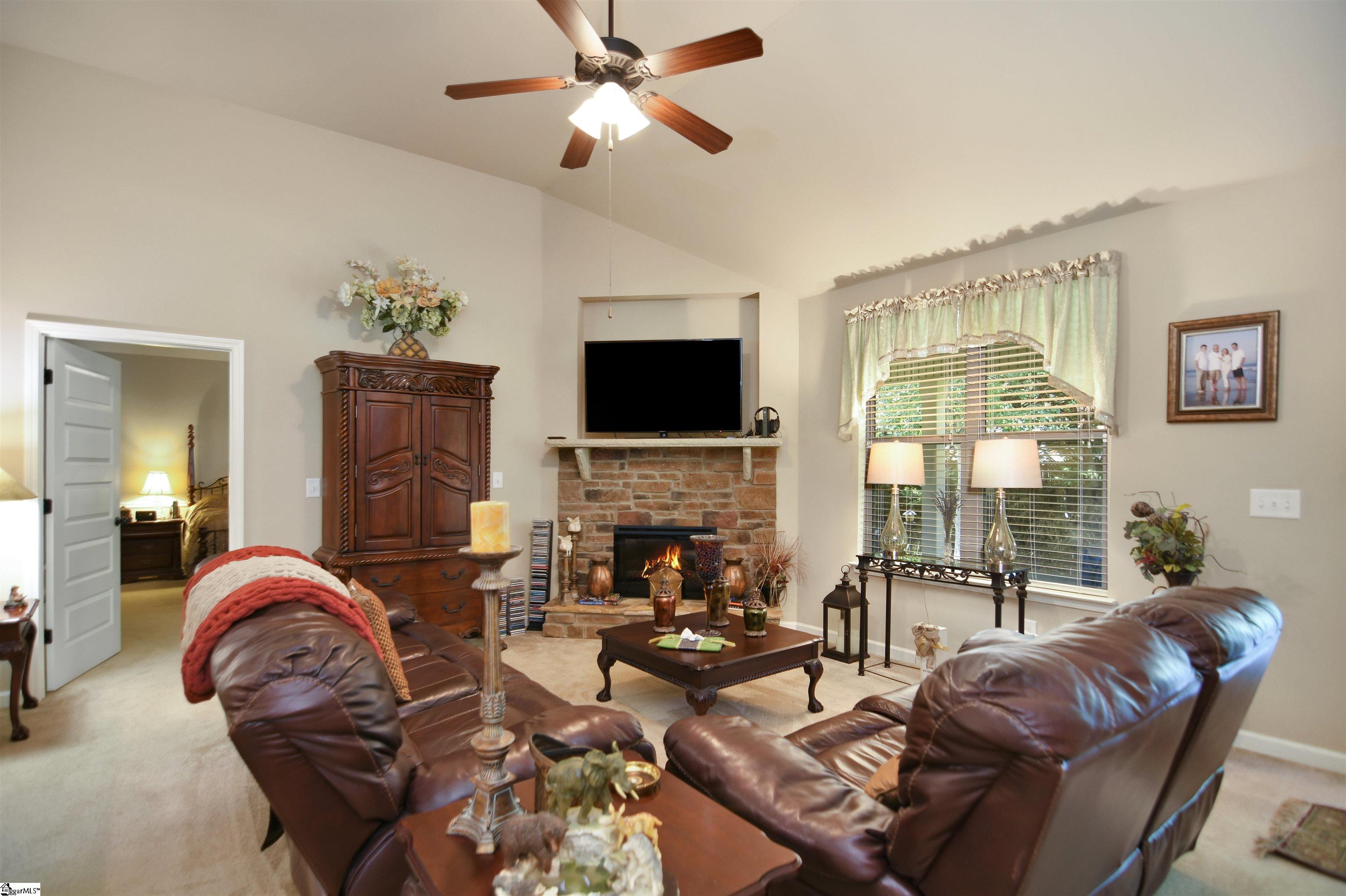 123 Kettle Oak Way Simpsonville, SC 29680 - Photo 6 of 36