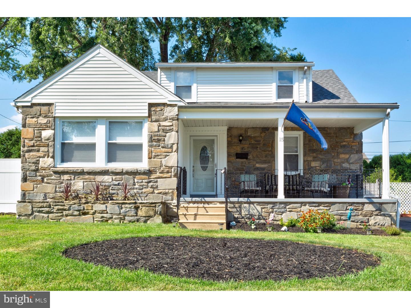 15 Fairhill Road Morton, PA 19070 - Photo 2 of 25