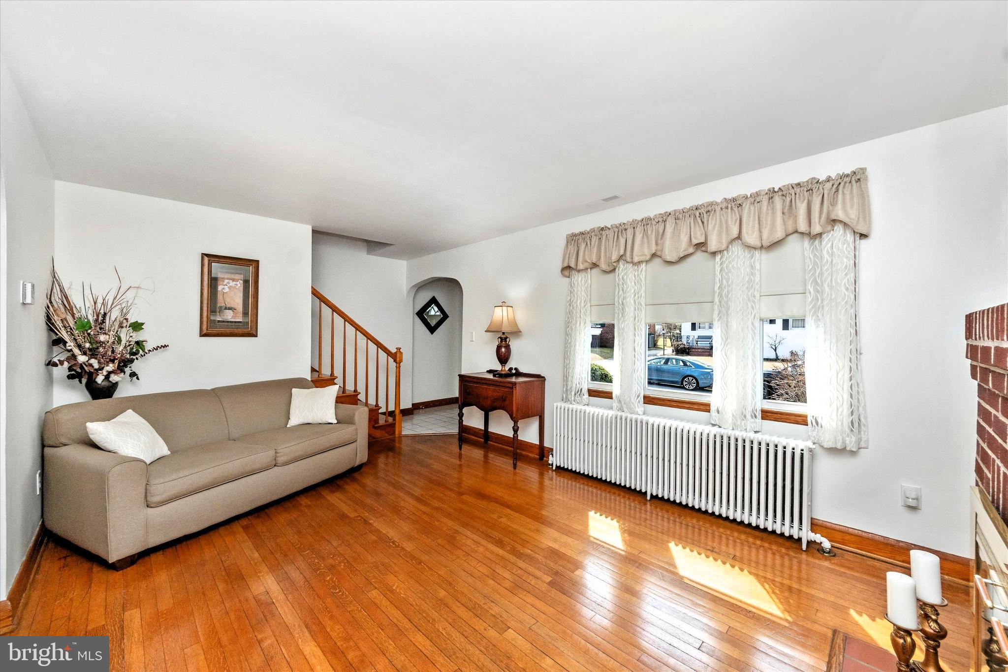2710 Alden Road Baltimore, MD 21234 - Photo 2 of 7 Gallery Image 2