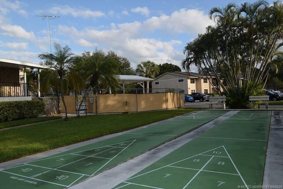 2124 Southeast Edler Drive Stuart, FL 34994 - Photo 2 of 16 a view of a basketball court