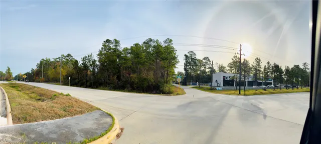 a view of a tennis court