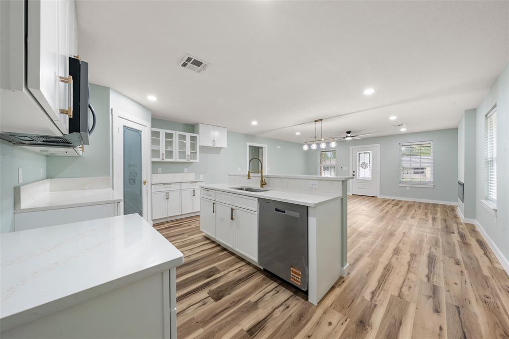3542 Live Oak Avenue Waco, TX 76708 - Photo 7 of 19