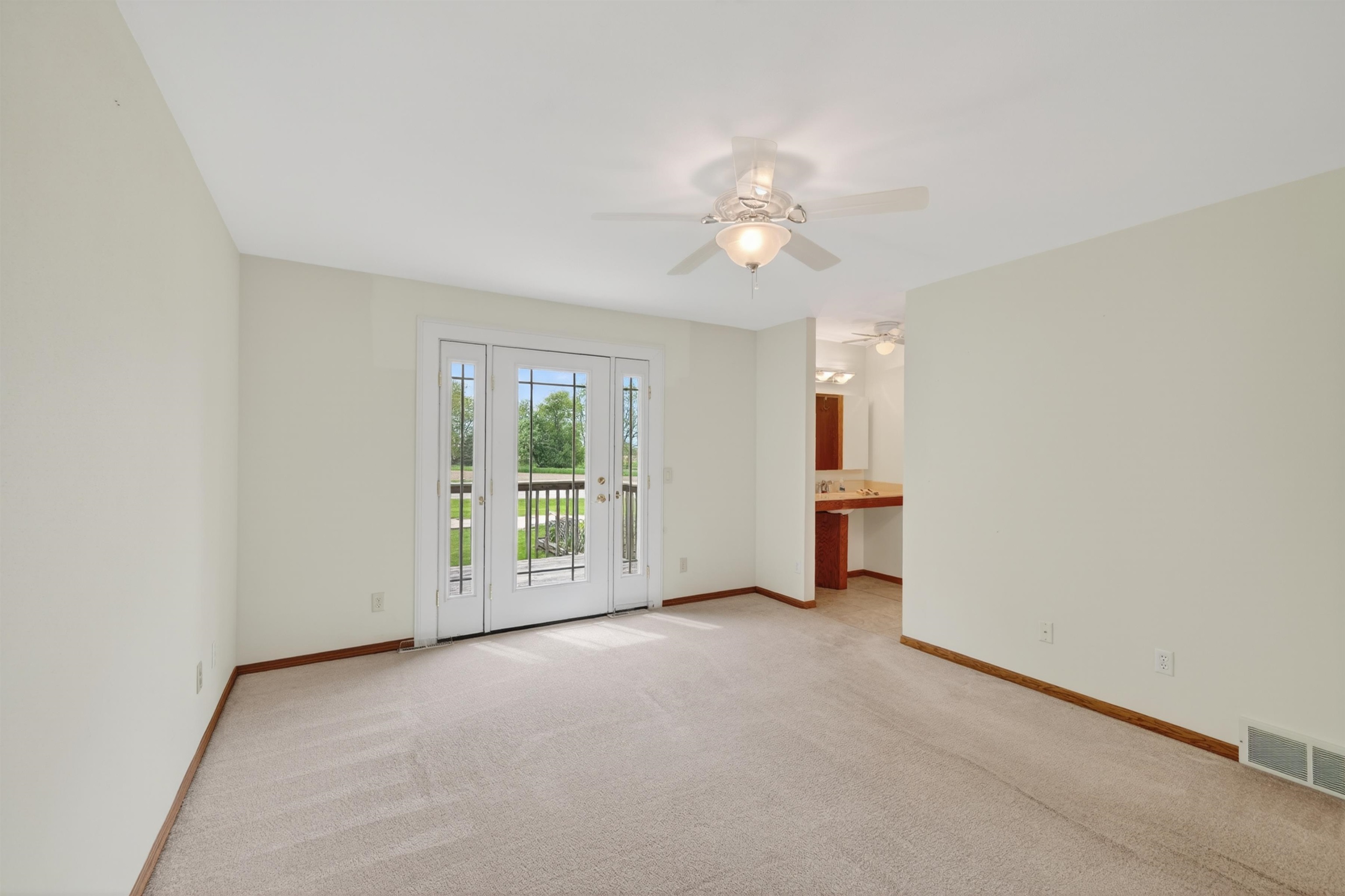 3781 Token Road DeForest, WI 53532 - Photo 18 of 33