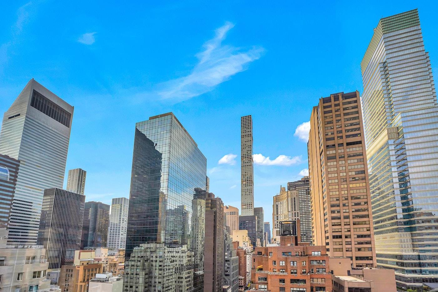 207 East 57th Street, Unit 19B Manhattan, NY 10022 - Photo 11 of 20