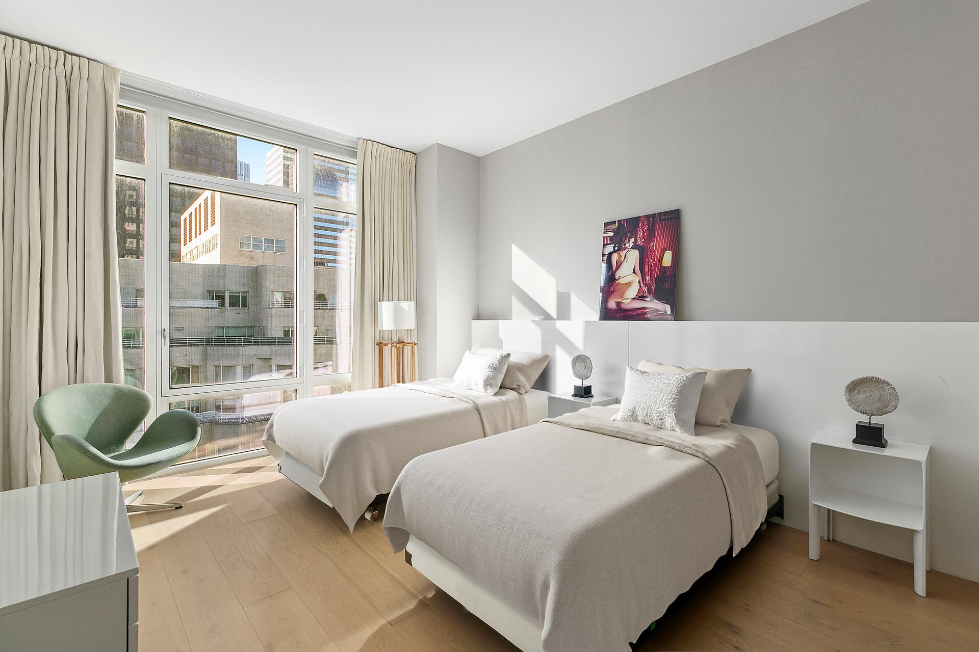 207 East 57th Street, Unit 19B Manhattan, NY 10022 - Photo 8 of 20