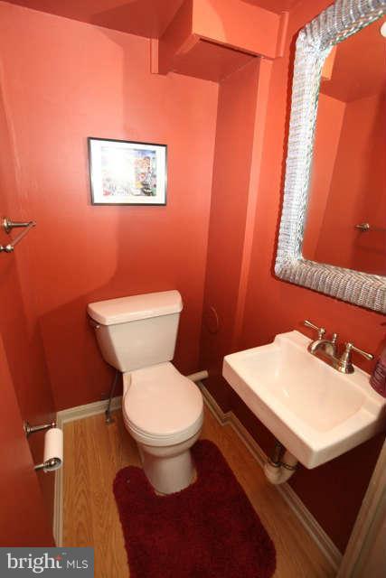 126 Murdock Road Baltimore, MD 21212 - Photo 22 of 28 Bath