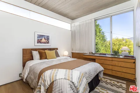 $1,369,000 | 8554 Day Street, Sunland, CA 91040