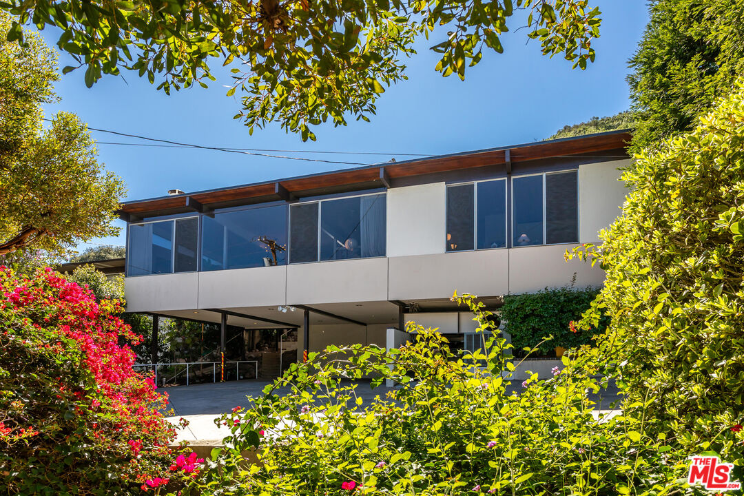 8554 Day Street Sunland, CA 91040 - Photo 30 of 34 front view of a house with a yard