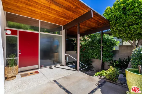 $1,369,000 | 8554 Day Street, Sunland, CA 91040