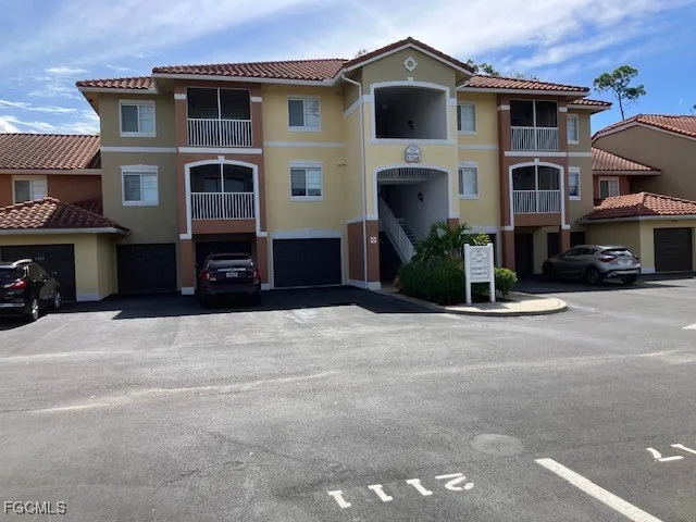 $172,000 | 13160 Bella Casa Circle, Unit 1104, Fort Myers, FL 33966