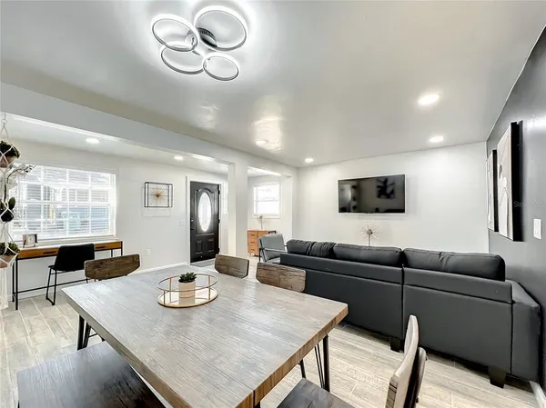 $2,850 | Undisclosed Address, Orlando, FL 32806