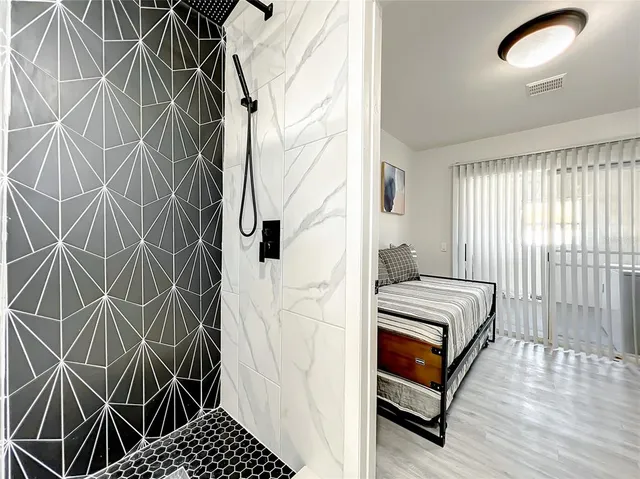 $2,500 | Undisclosed Address, Orlando, FL 32806