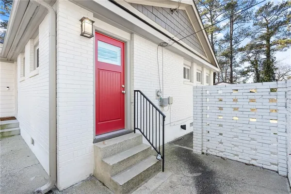 $2,800 | 2026 Harwinor Road Southeast, Smyrna, GA 30082