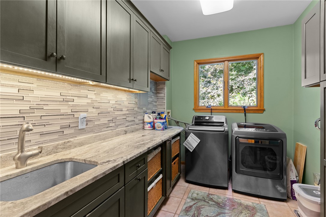 21 Gentry Farms Road Coventry, RI 02816 - Photo 33 of 50
