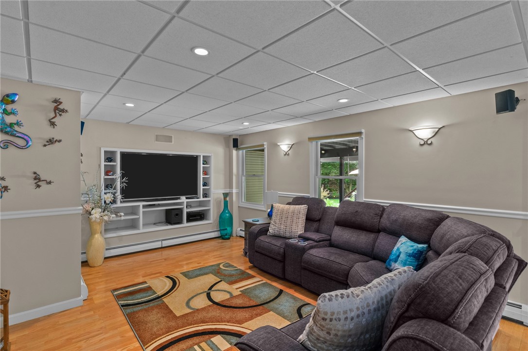 21 Gentry Farms Road Coventry, RI 02816 - Photo 37 of 50